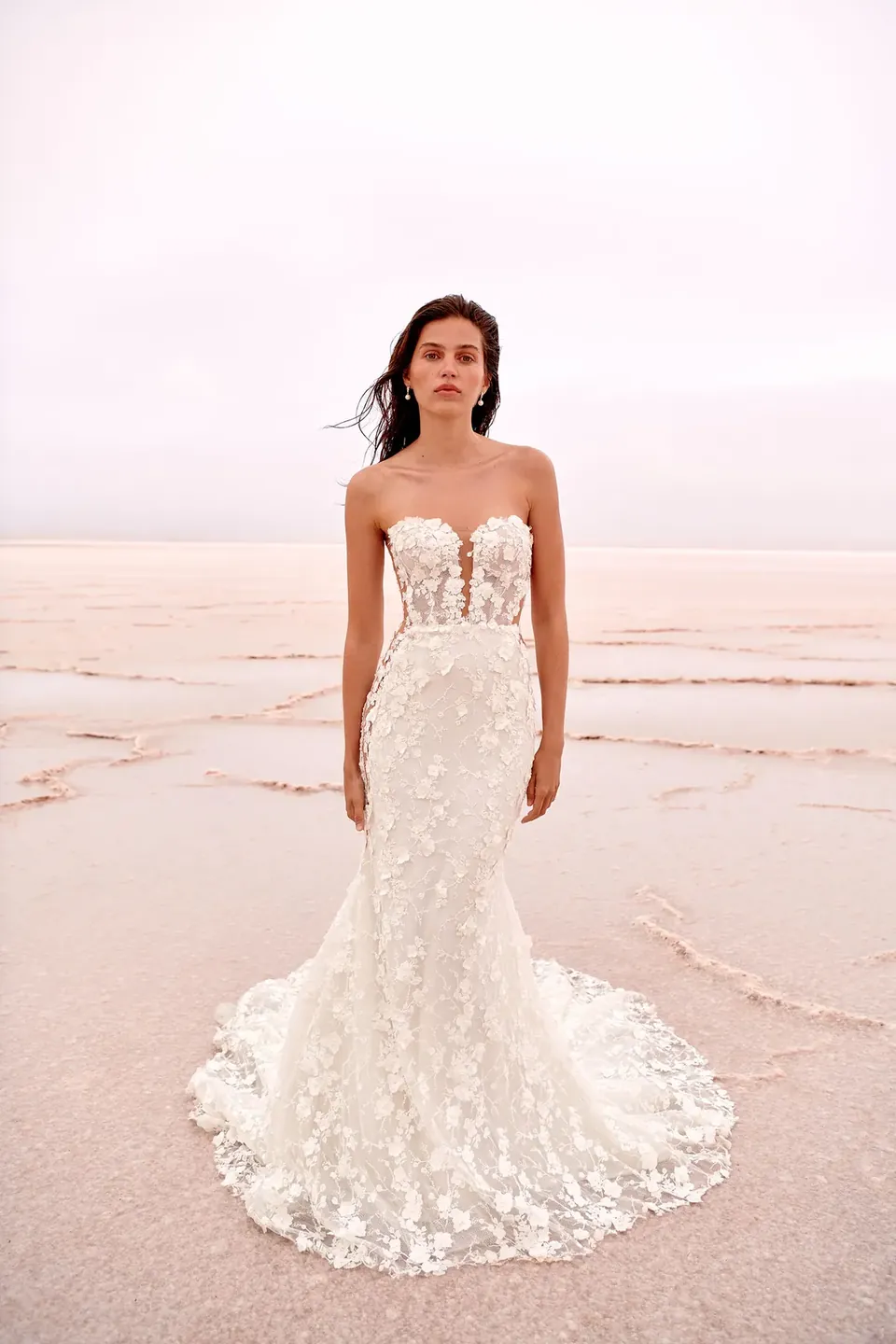 London by Jeune Bridal